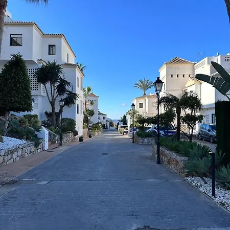 Alhaurin Golf Modern With A View Apartment *